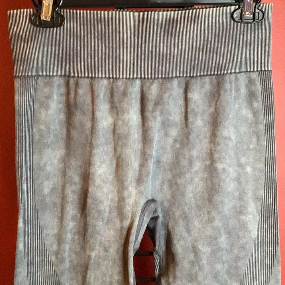 PINK SEAMLESS SIZE L - Picture 2 of 4